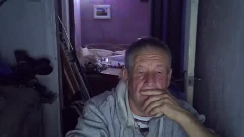 projectorepson online show from October 10, 8:02 pm