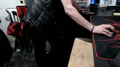 Provolone online show from April 28, 8:19 am