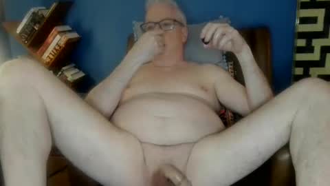 pull_n_it online show from June 18, 3:52 am