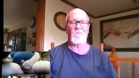 pussylover1365 online show from October 10, 9:50 pm