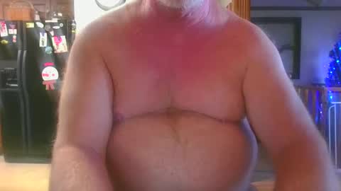 pussylover1365 online show from January 9, 9:37 pm