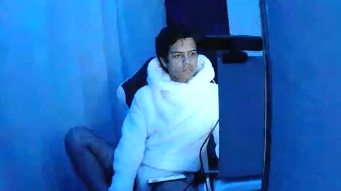 pynkyday online show from November 11, 7:57 am