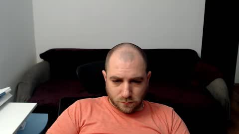 R0bila online show from December 19, 11:45 pm