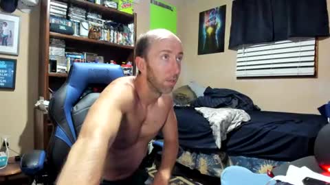 radiantsexiness online show from June 25, 8:19 am