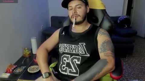 ragnar_lothbrok77 online show from April 1, 4:03 am