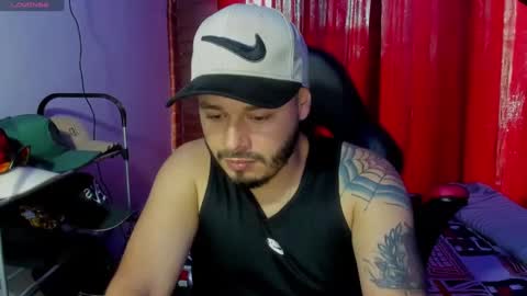 ragnar_lothbrok77 online show from February 22, 9:32 pm