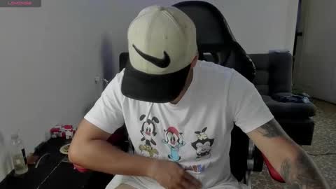 ragnar_lothbrok77 online show from October 24, 8:10 pm