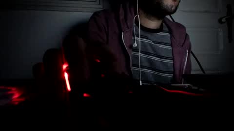 ramirolove3 online show from December 14, 12:50 am