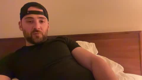 randomdude5950 online show from June 8, 2:01 am