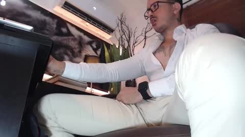 randylukehot online show from January 15, 2:13 pm