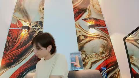 raphael_nyon1 online show from June 2, 3:51 am