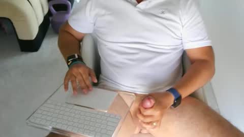 RM online show from January 5, 7:06 pm