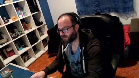 ravingr3d3 online show from January 12, 11:15 pm