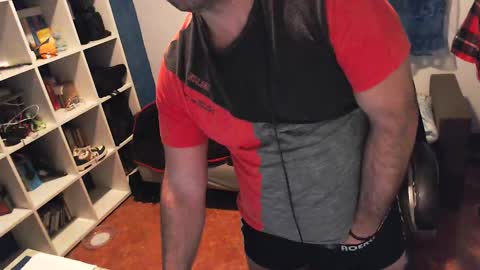 ravingr3d3 online show from February 21, 11:54 pm