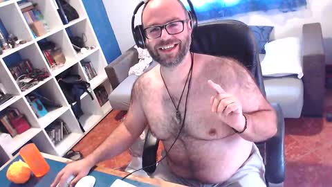 ravingr3d3 online show from October 1, 3:27 pm