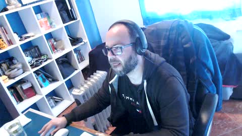 ravingr3d3 online show from December 30, 8:54 am