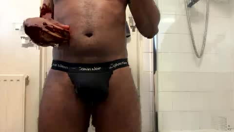 Snapshot of raydick1919 chatting on February 14, 8:42 am Raydick online show from February 14, 8:42 am