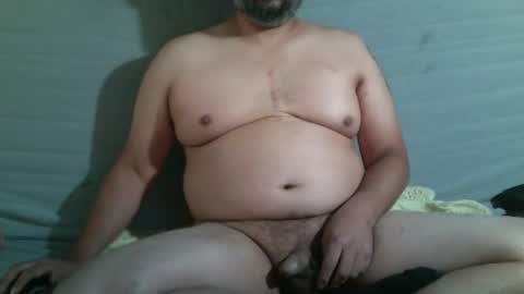 Snapshot of razumuhin chatting on January 3, 7:18 pm PLAYING COCK HERO online show from January 3, 7:18 pm