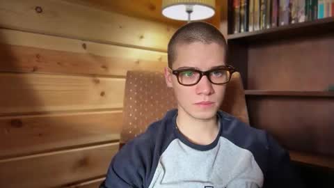 AliceEve online show from February 21, 7:53 am