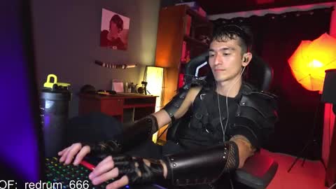 Red online show from March 6, 4:38 pm