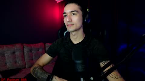 Red online show from December 5, 6:56 pm