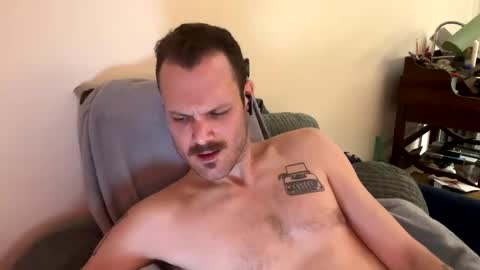 Reed Thomas online show from February 6, 2:00 am