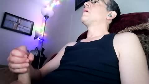 regularguy20 online show from December 20, 8:32 am