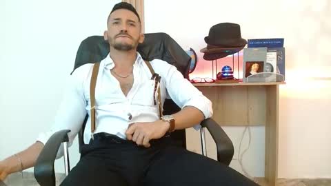   REIKO  online show from November 22, 9:58 pm