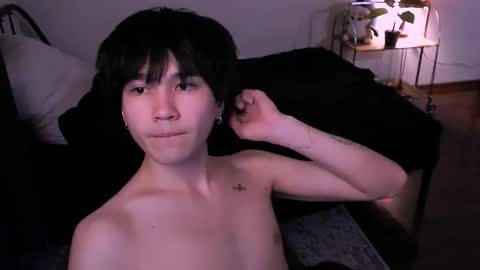 rennuts online show from November 9, 5:50 pm