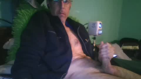 reyes_albert2006 online show from January 18, 12:26 pm