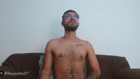 REY PABLO Independent online show from April 1, 10:40 pm