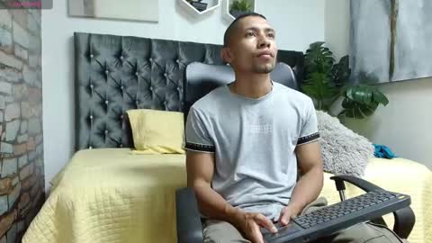 richar_voller online show from February 17, 11:34 am