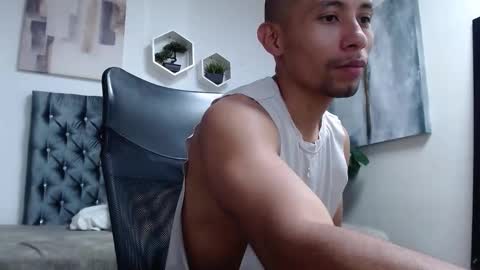 richar_voller online show from October 3, 11:59 am