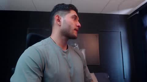 Ricardo online show from February 6, 2:14 pm