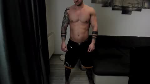 RichardDarell online show from December 19, 5:48 am