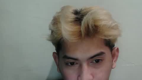 ririhoee online show from March 22, 3:11 am