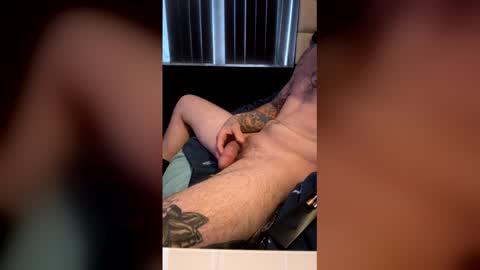 rndmtinderfucks online show from April 2, 6:49 pm