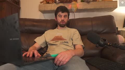 Ryan aka KeylimeRy online show from January 9, 2:54 am