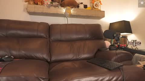 Ryan aka KeylimeRy online show from December 12, 6:47 am