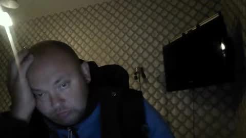 rob18997 online show from February 11, 6:13 pm