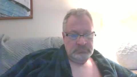 rob872217 online show from December 27, 12:01 pm