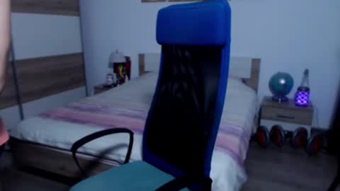 robbyshawz online show from December 3, 7:36 am