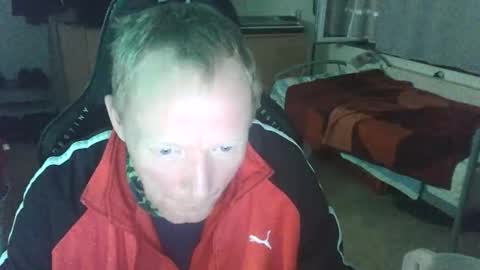 robertnickelderbestemann online show from November 25, 1:18 am