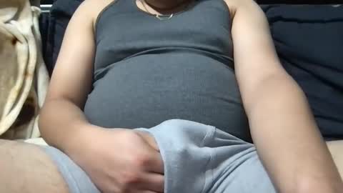 robgomez10 online show from December 28, 7:33 pm