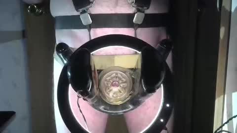 Robodickmilker online show from April 2, 9:33 pm