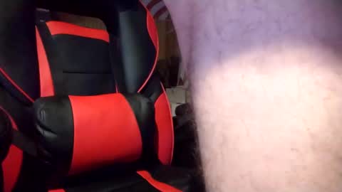 Robo Nuts online show from December 15, 7:02 am