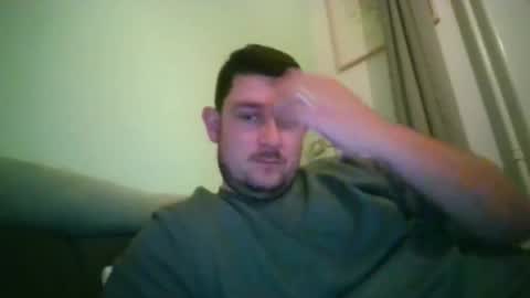 Robin online show from October 19, 9:07 pm