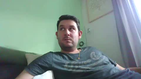 Robin online show from December 21, 1:19 pm