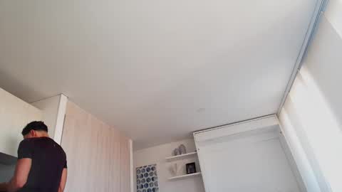 roby_millerr online show from March 20, 8:45 pm