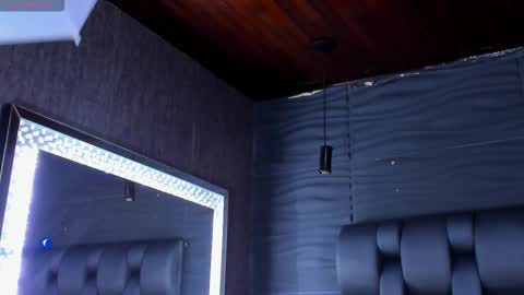 rocco_santos online show from November 19, 1:05 am